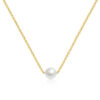 Elegant Pearl Necklace in Gold