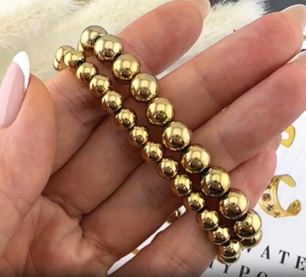 Beautiful Round Ball Bracelet, 18k Gold Plated Steel in Gold