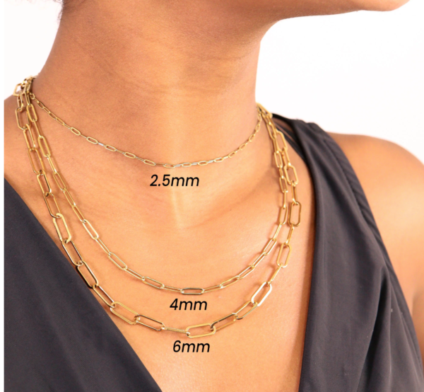 Linked Arms 18k Paperclip Necklace Gold