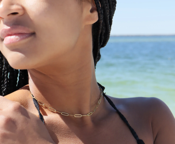 Linked Arms 18k Paperclip Necklace Gold